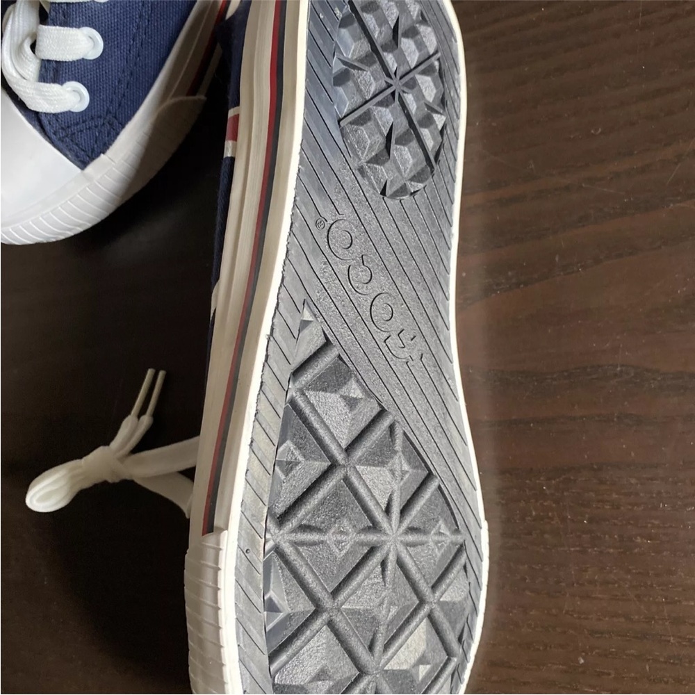 Houston Texans Big Logo Low Top Sneakers - Picture 3 of 4